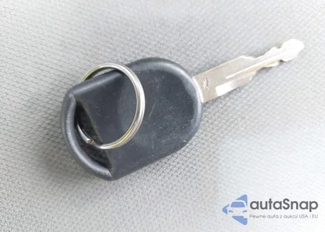 2006 Ford Escape Hybrid из США, поврежденный, VIN 1FMCU96H26KA58171